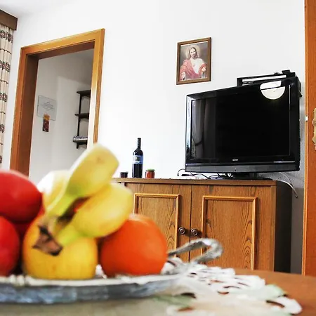 Hanni Apartment *